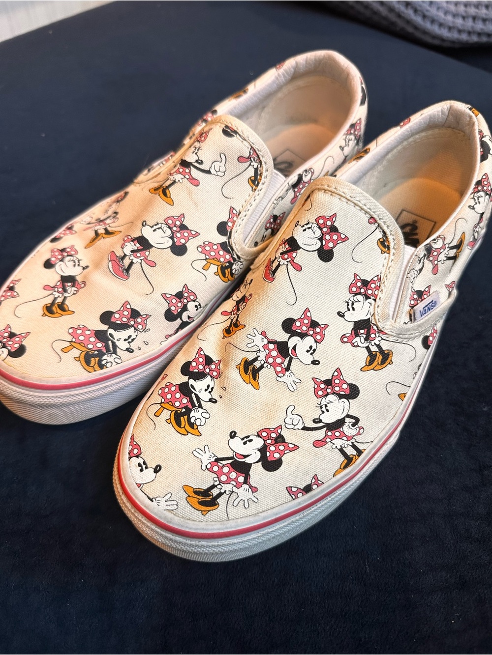 Vans X Disney Minnie Mouse Slipon Sneakers Womens 6.5